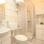 Holiday Apartments Vis - 8916 * Vis